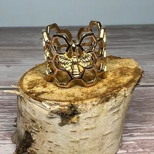Honeycomb and Bee Ring